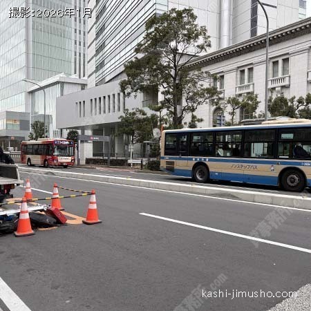 前面道路(本町通り) 前面道路(本町通り)