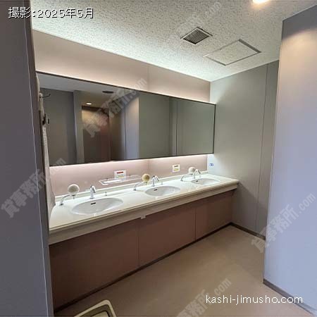 女性トイレ
