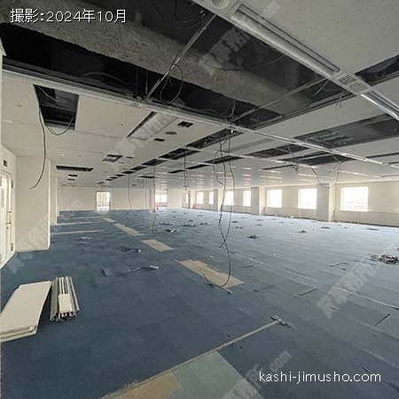 貸室内(15階西館66.82坪・原状回復前)