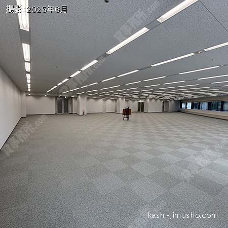 貸室内(8階西館139.44坪)
