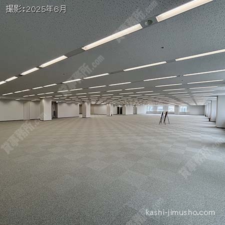貸室内(10階東館320.05坪)