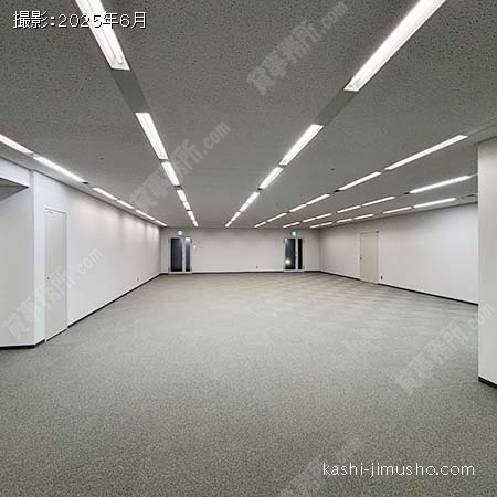 貸室内(10階東館320.05坪)
