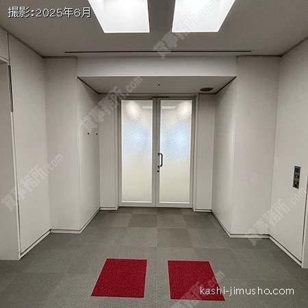 貸室入口(6階東館320.05坪)
