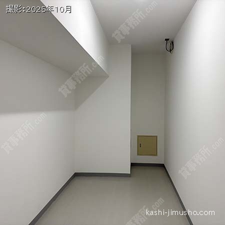 中2階倉庫(1階48.45坪)