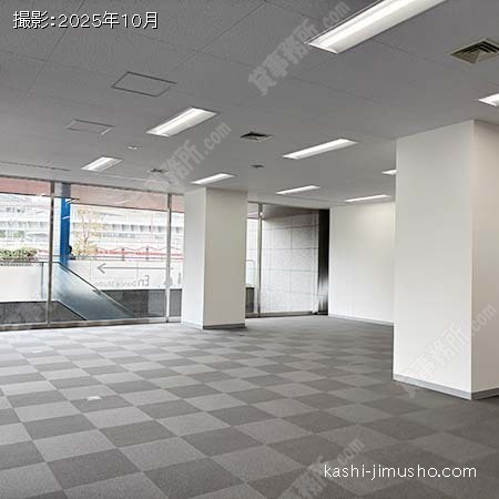 貸室内(1階48.45坪)