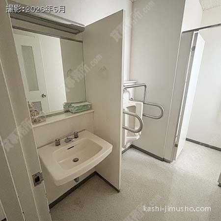 男性トイレ 男性トイレ
