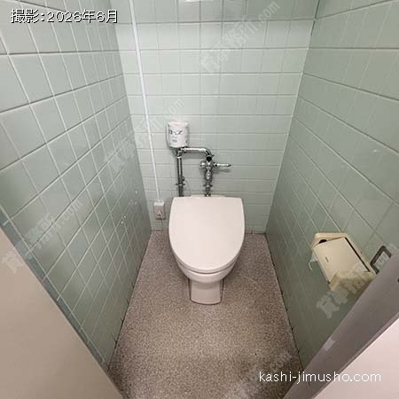 男性トイレ