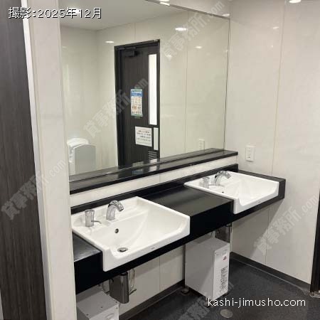 男性トイレ 男性トイレ