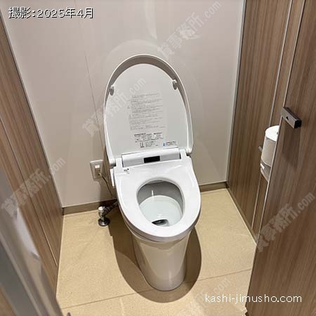 男性トイレ