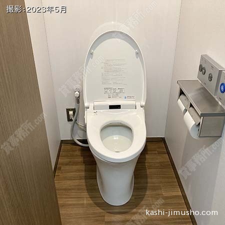 男性トイレ 男性トイレ