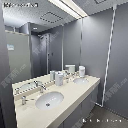 男性トイレ 男性トイレ