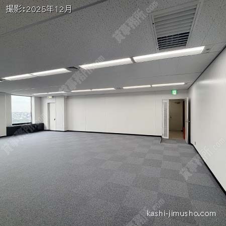 貸室内(21階29.98坪)