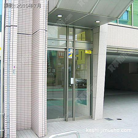  ビル入口