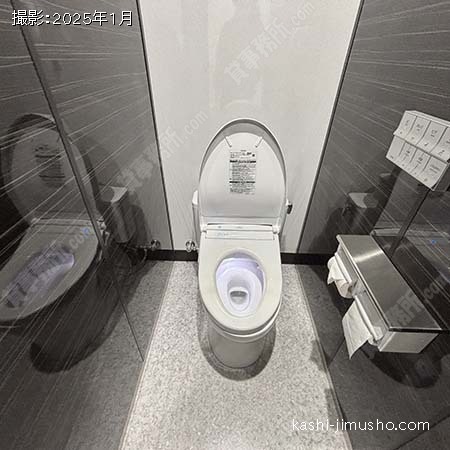 男性トイレ