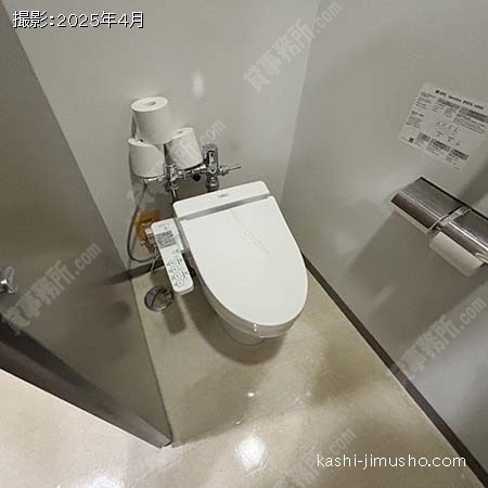 男性トイレ