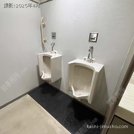 男性トイレ