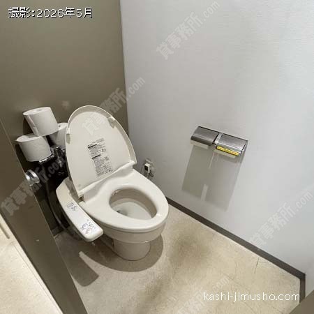 男性トイレ
