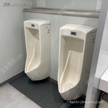 男性トイレ 男性トイレ