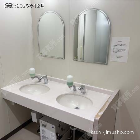 女性トイレ 女性トイレ