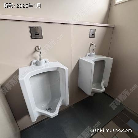 男性トイレ