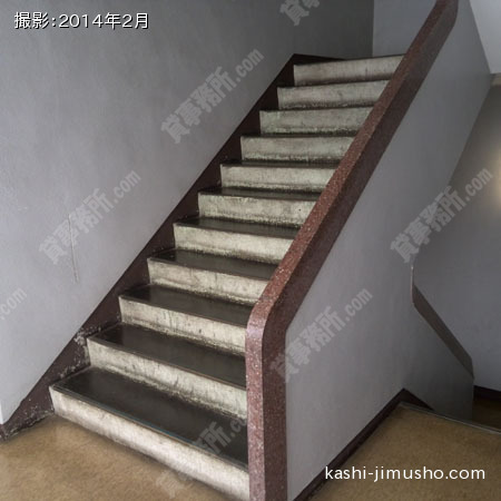 共用階段