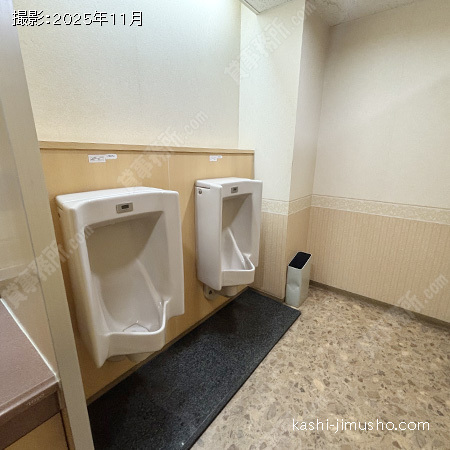 男性トイレ
