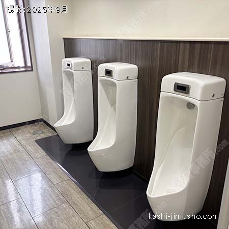 男性トイレ