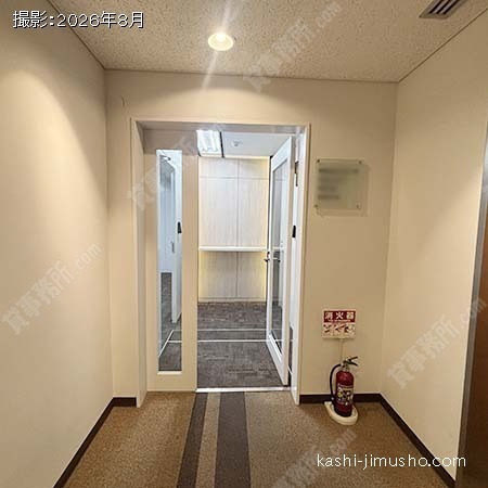 貸室入口 貸室入口