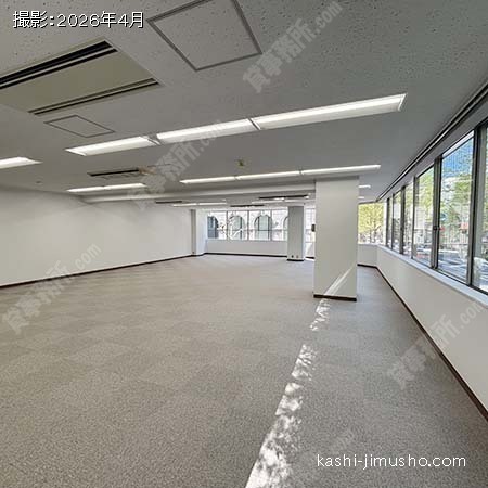 貸室内(2階37.73坪)