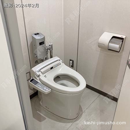 男性トイレ
