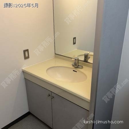 男性トイレ