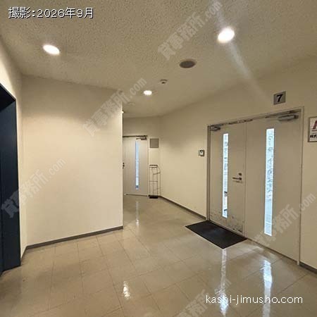 貸室階エレベーターホール 貸室階エレベーターホール