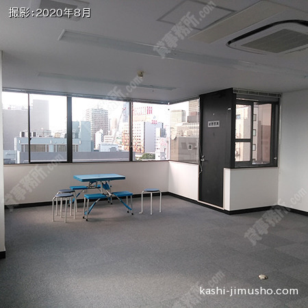 貸室内(8階A号室）