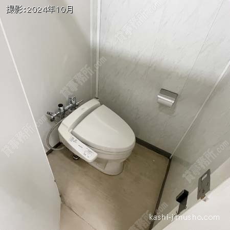 男性トイレ