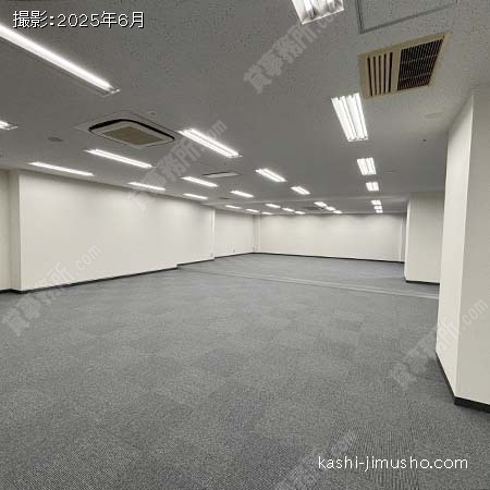 貸室内(B1階)