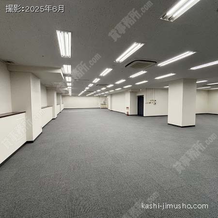 貸室内(B1階)