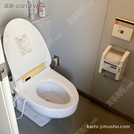 男性トイレ