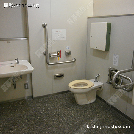 多目的トイレ(1階)