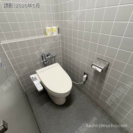男性トイレ 男性トイレ