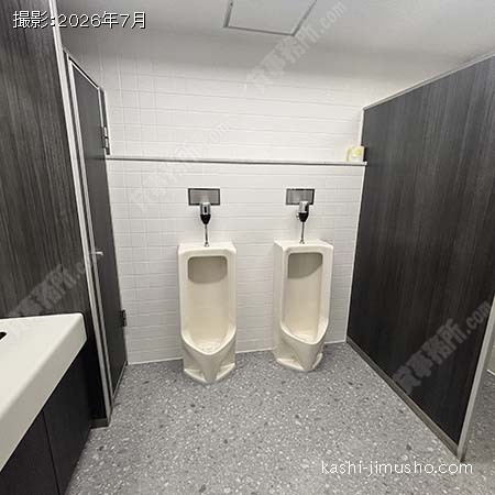 男性トイレ 男性トイレ