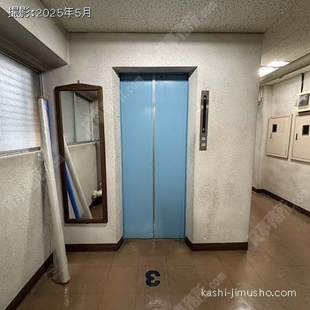 貸室階エレベーター
