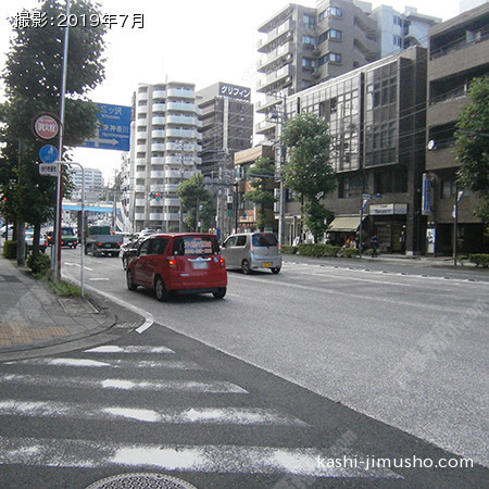 前面道路(新横浜通り)