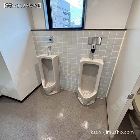 男性トイレ 男性トイレ