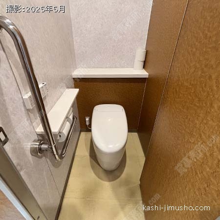 男性トイレ