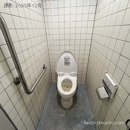 男性トイレ(2階) 男性トイレ(2階)