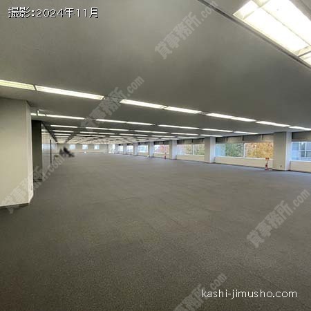 貸室内(4階242.14坪)