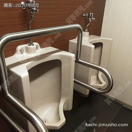 男性トイレ