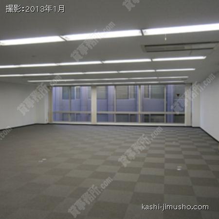 貸室内