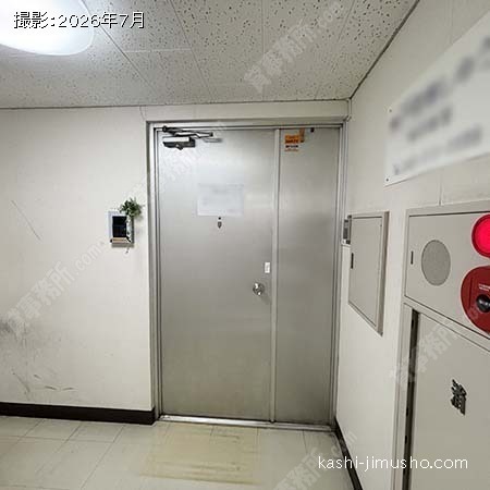 貸室入口 貸室入口