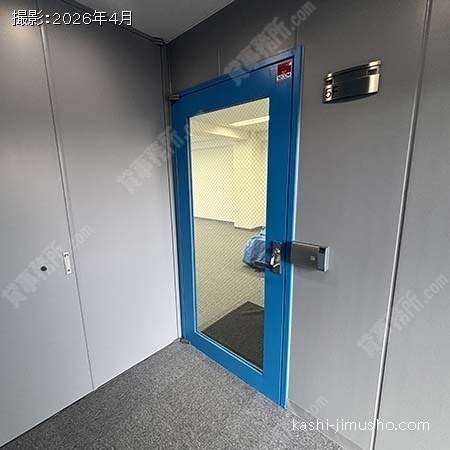貸室入口 貸室入口
